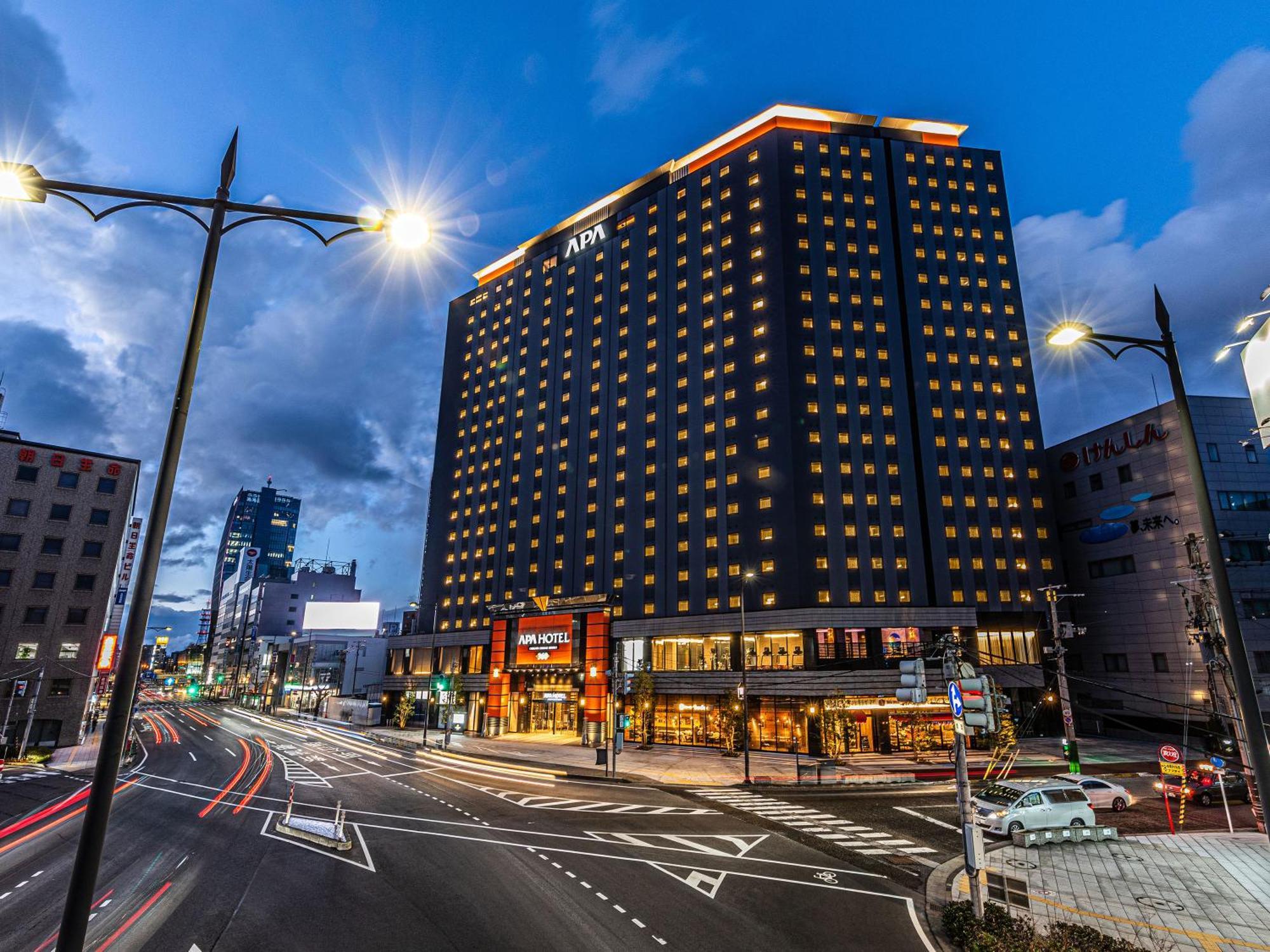 Apa Hotel & Resort Niigata Ekimae Odori מראה חיצוני תמונה